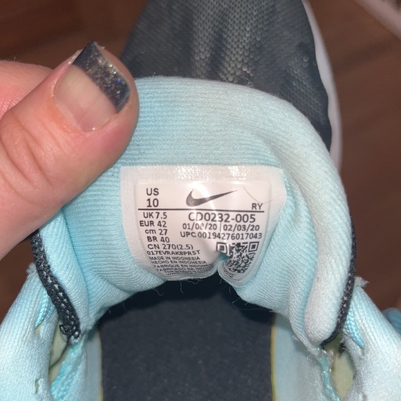 Nike Quest 3 Running Shoes - Picture 6 of 8